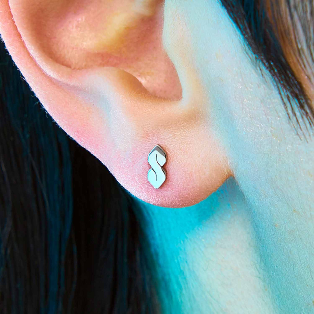 S-Thing Flat Back Earring